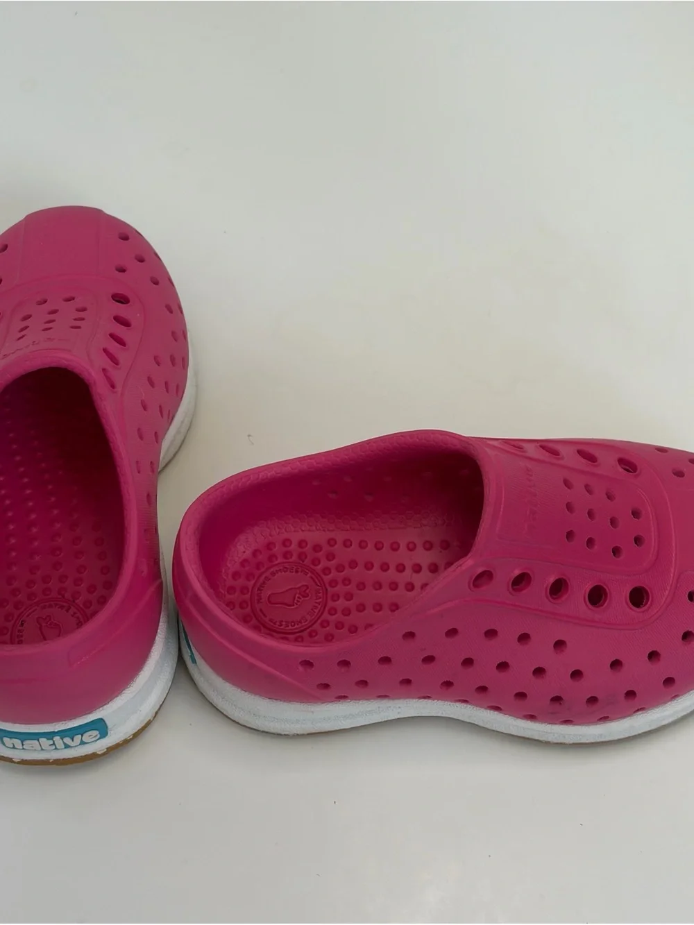 Native Toddler Girls Pink Slip-On Perforated Sandals Size 6